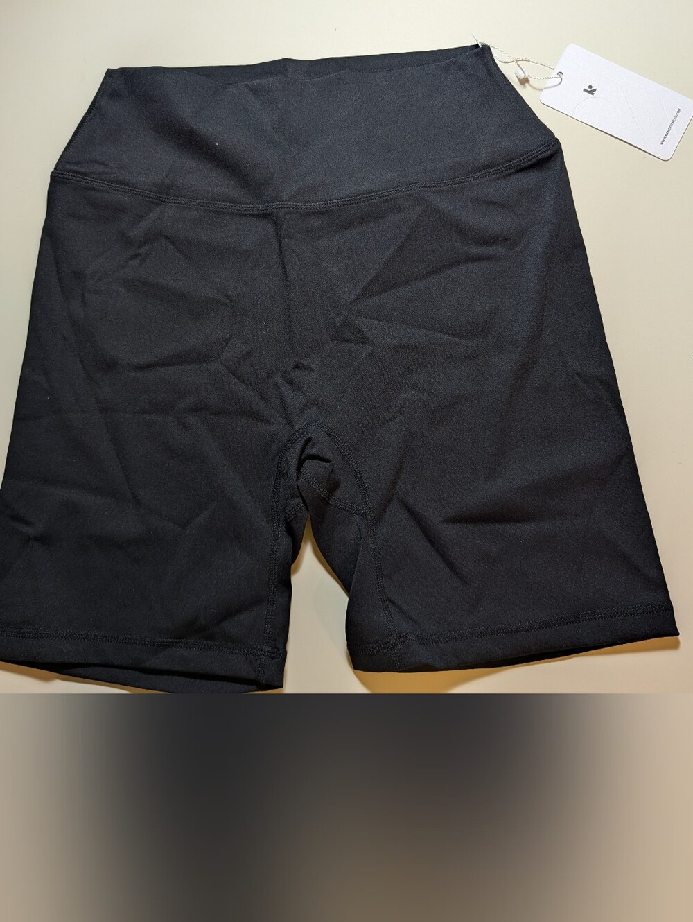 Kamo Fitness 6 Inch Serenity High-Waist Black Women's Bike Shorts Size M NWT